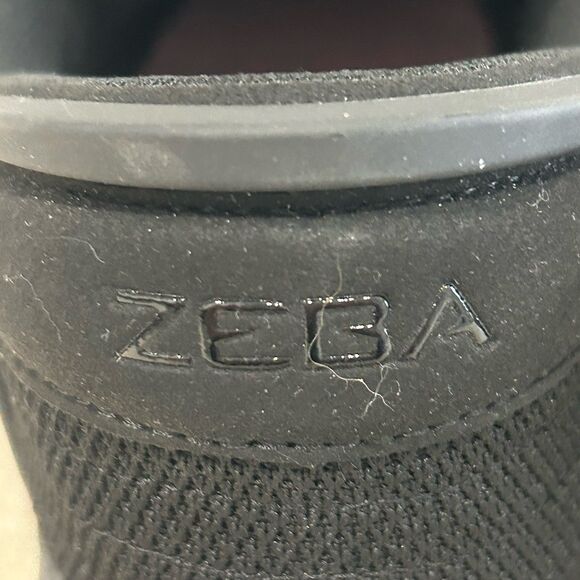 ZEBA Sneakers Men’s Size 10.5W Black Hand’s Free Slip On Walking Shoe Sneakers - Picture 5 of 12